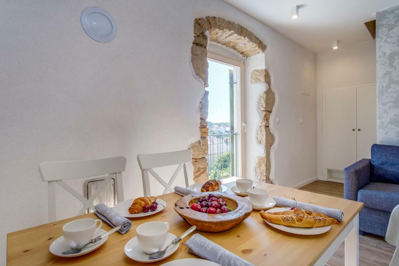 Апартаменты Casa Rustica Мали-Лошинь Экстерьер фото